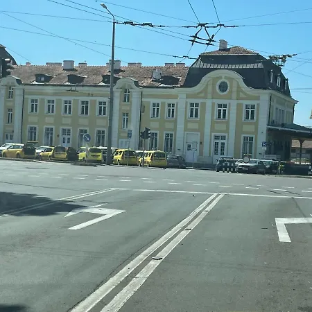 The * Burgasz